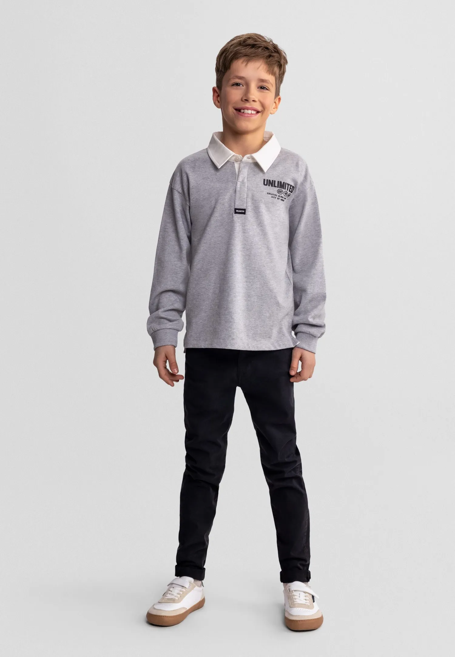 Minoti 43801 Chino til drenge sort bomuld