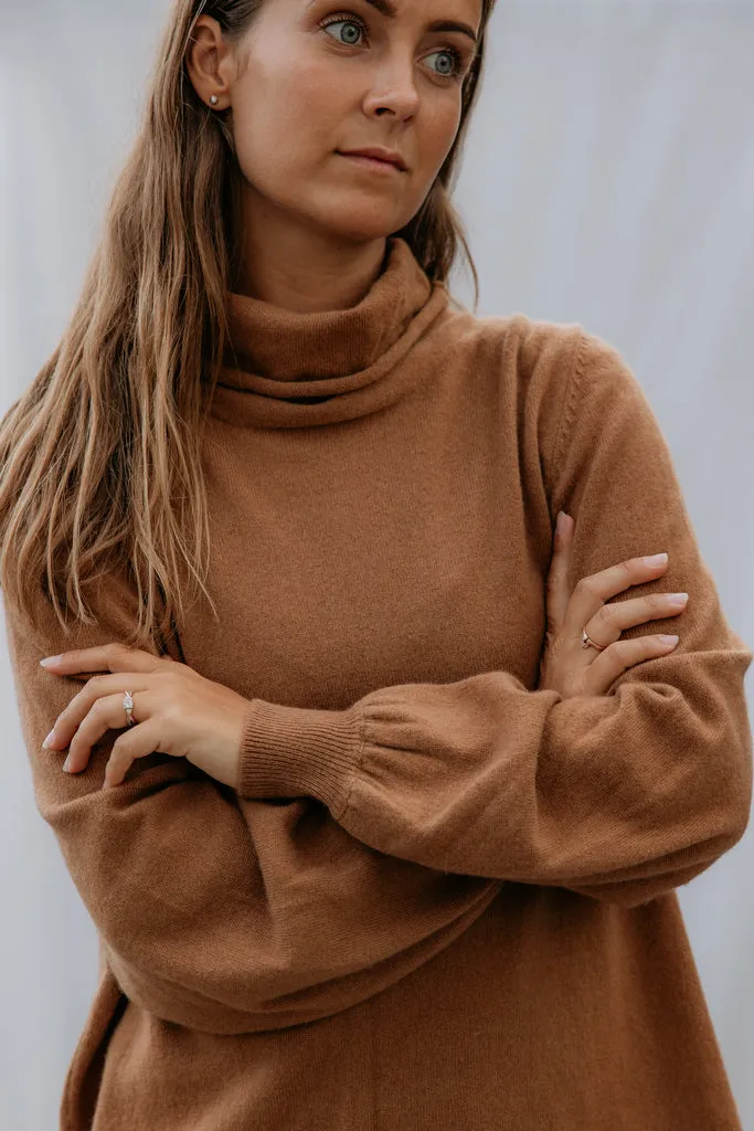 MarMar Tadin W kashmirbluse Almond rullekrave