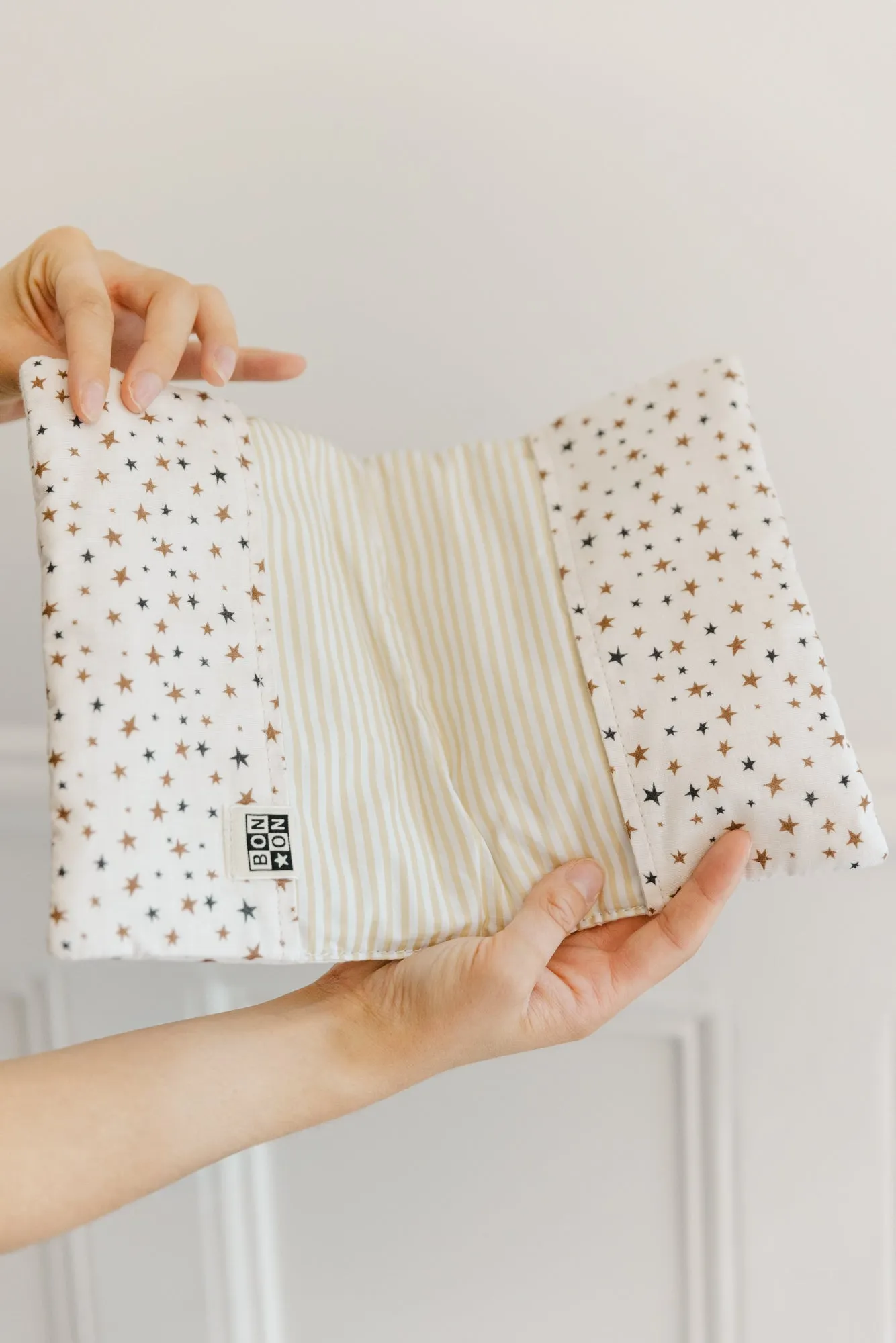 Bonton Baby Star sundhedsmappe stjerner bomuld