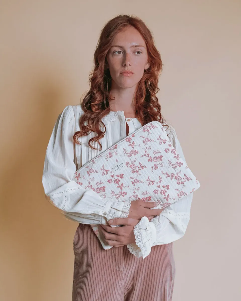 Emile et Ida Rosalie computersleeve ecru 13-15" blomstret