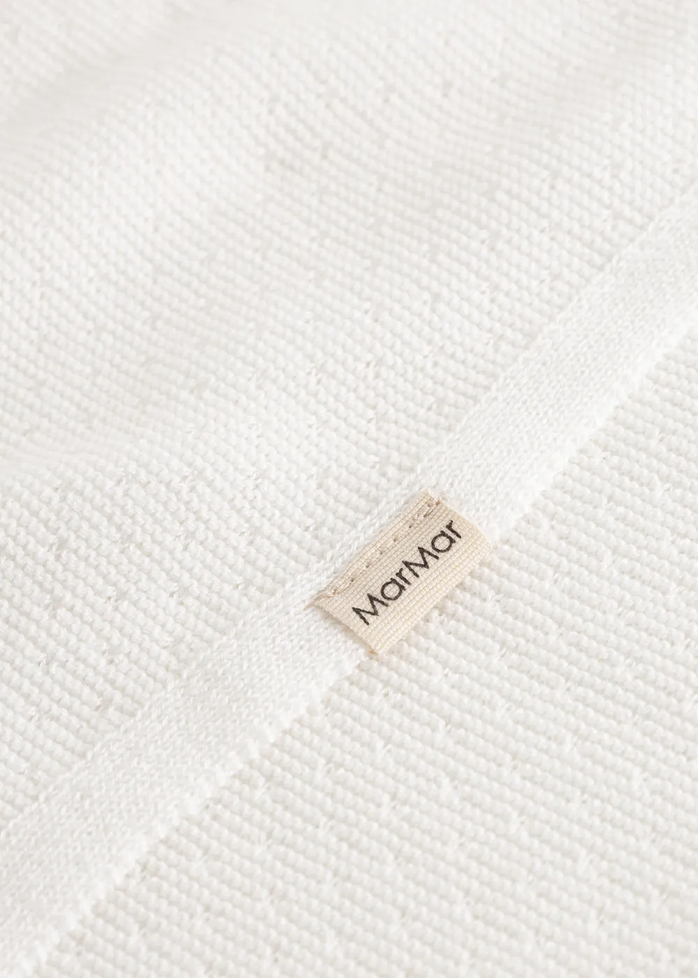 MarMar Alia striktæppe Gentle White 70x100