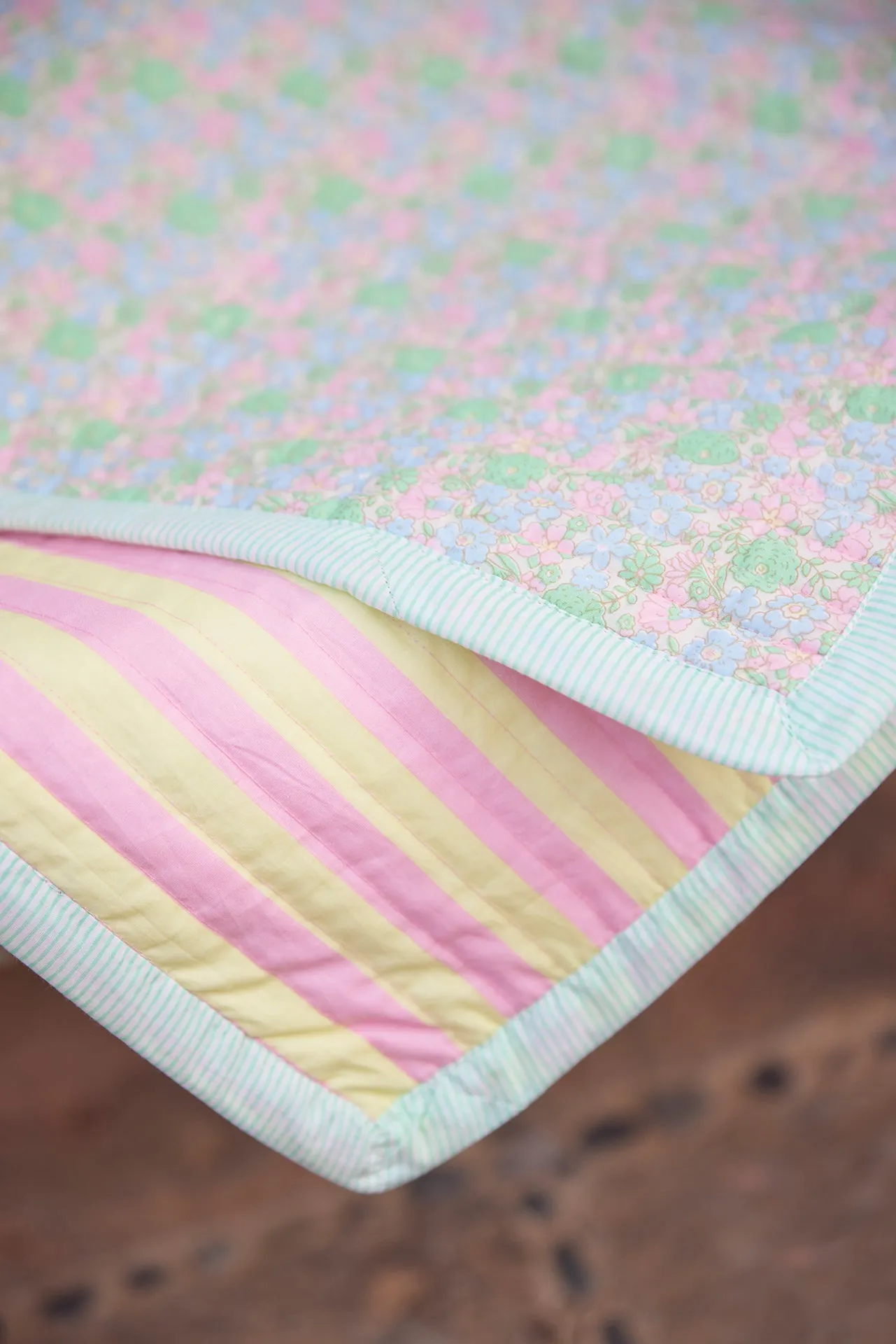 Bonton Vintage Flower dyne blomstret TU