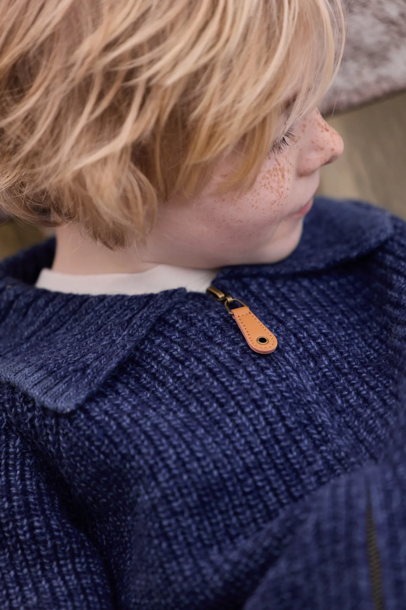 Bonton Pimpon Blue cardigan blå uld lynlås