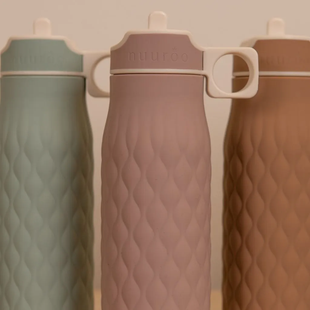 nuuroo Nima drikkedunk 400 ml woodrose silikone