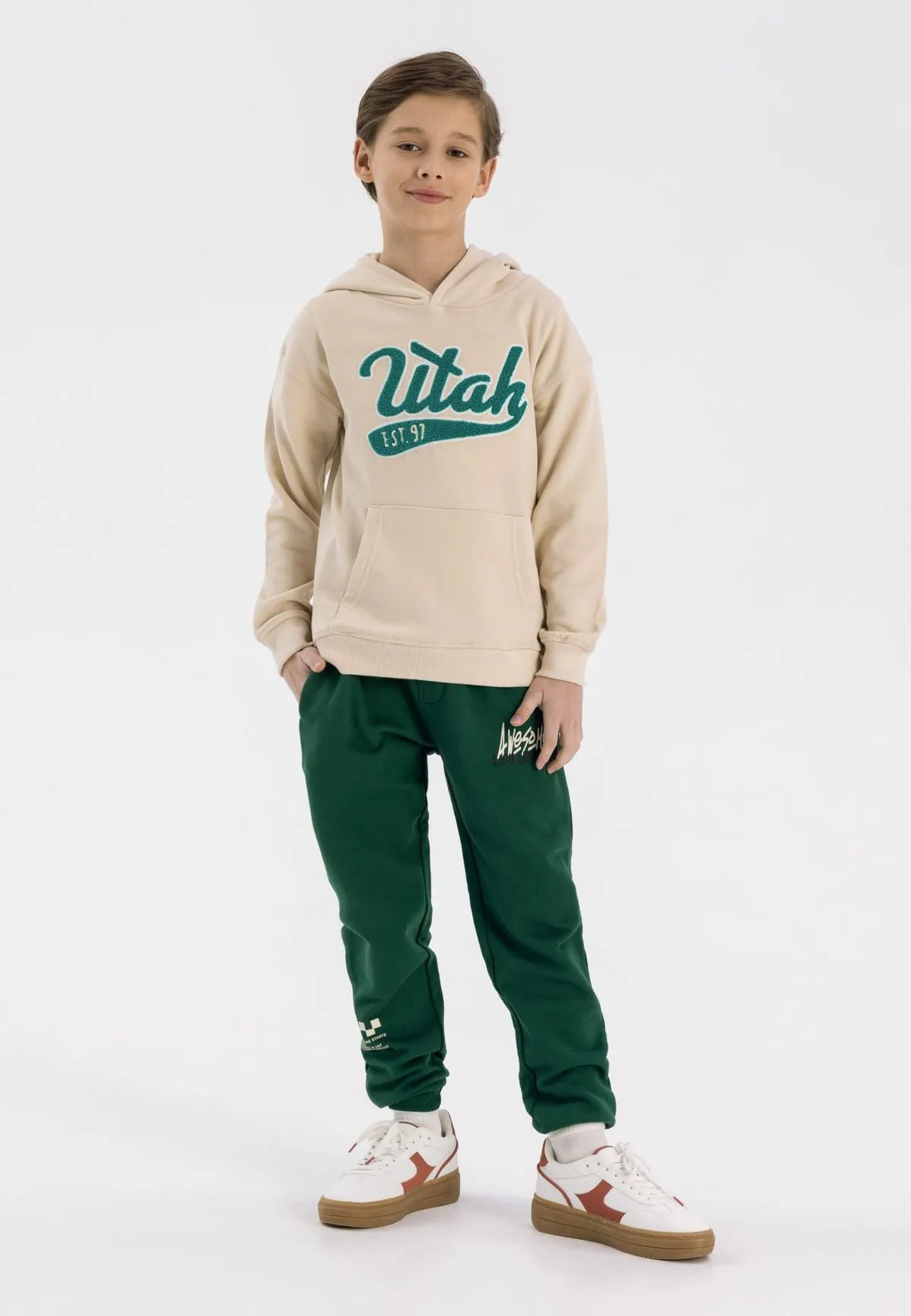 Minoti 42570 hoodie til drenge creme oversize bomuld