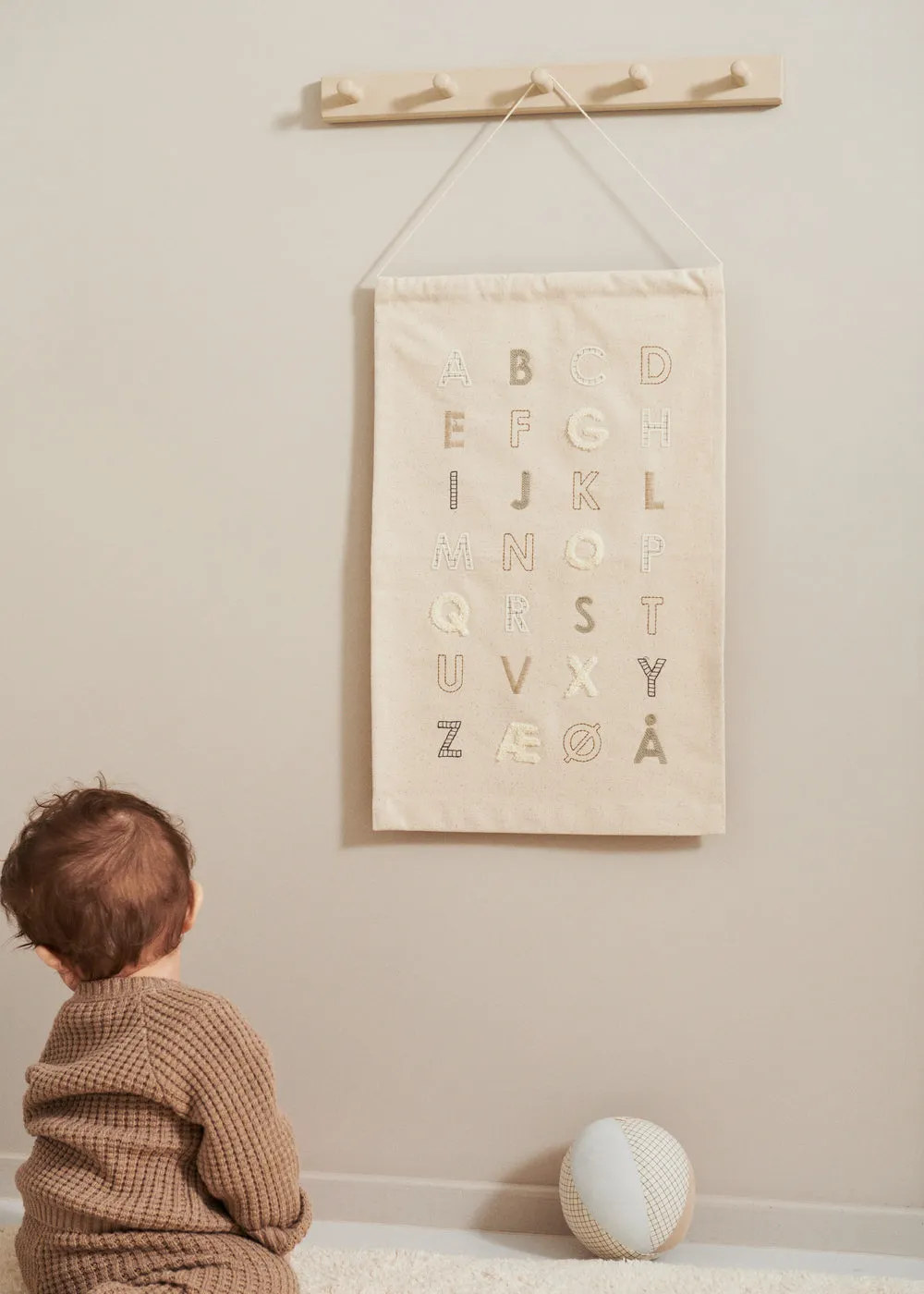 MarMar ABC Poster ENG plakat Natural broderet