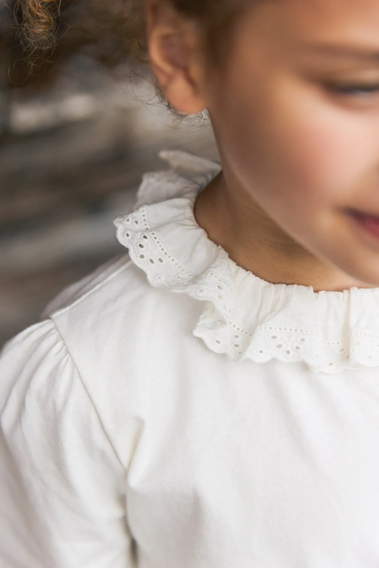 Bonton Miel Ecru t-shirt bomuld flæsekrave