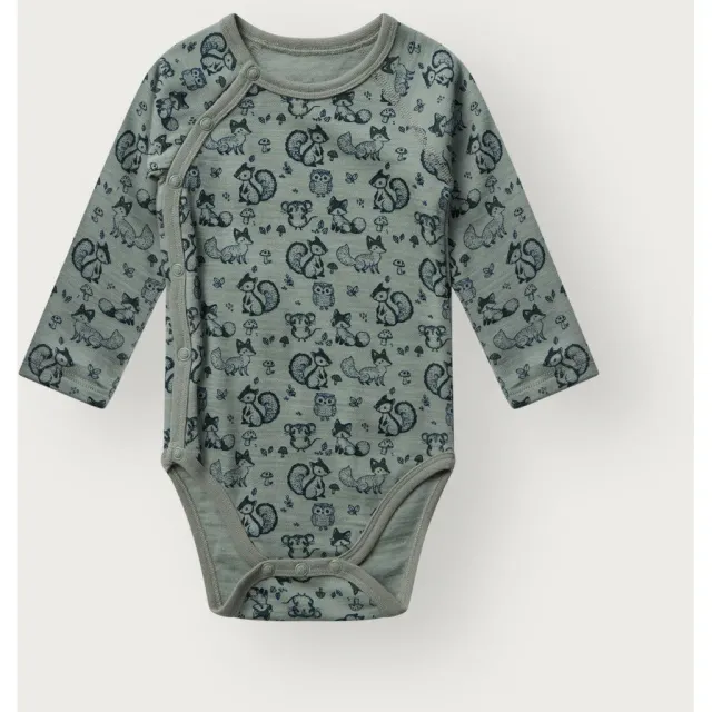 Hust & Claire Bo Wrap Woodland body Slate Green merino