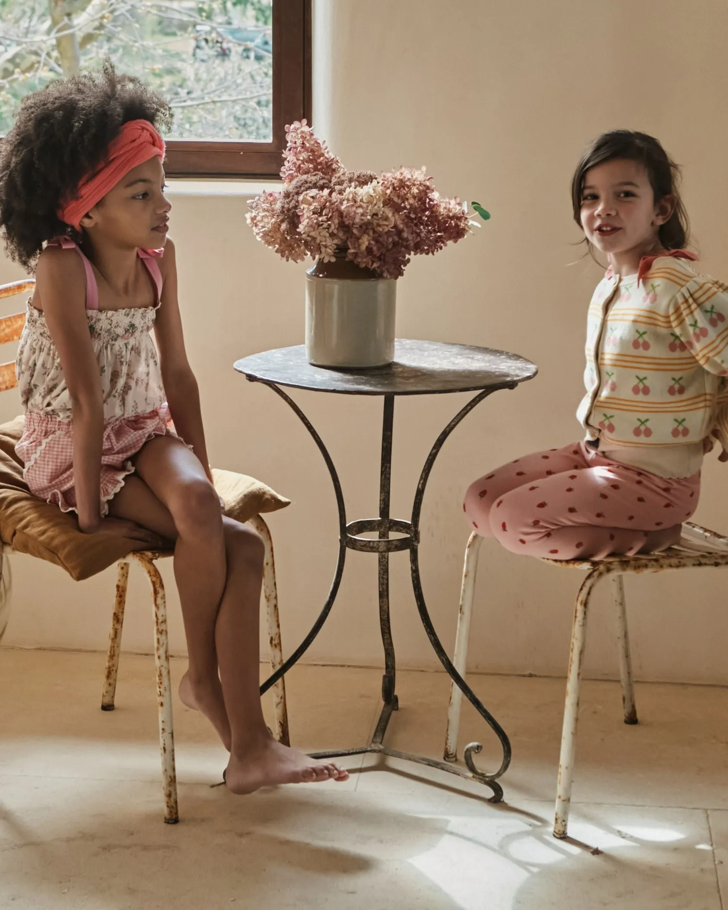 Emile et Ida Jacquard cerises cardigan beige økologisk bomuld