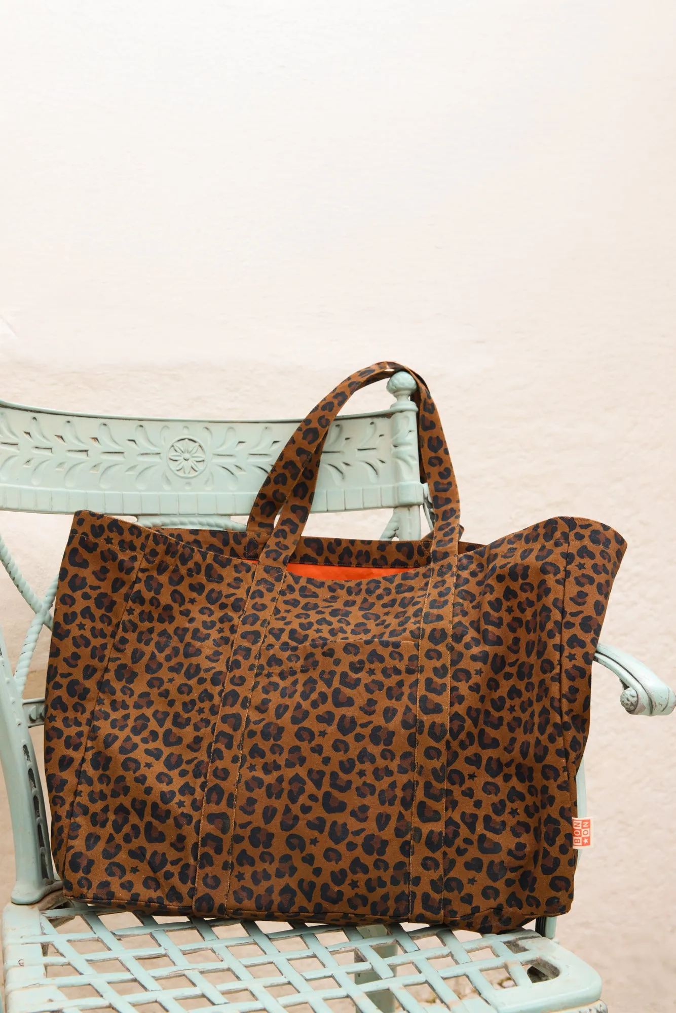 Bonton Leopard mulepose stor leopard bomuld