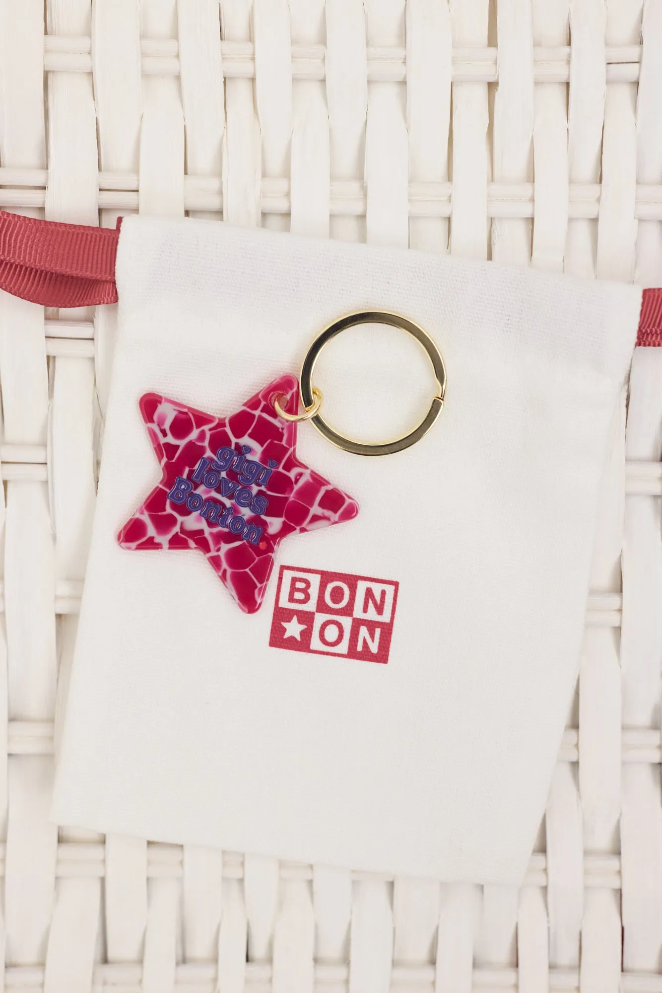 Bonton Etoile nøglering stjerne marmor brun