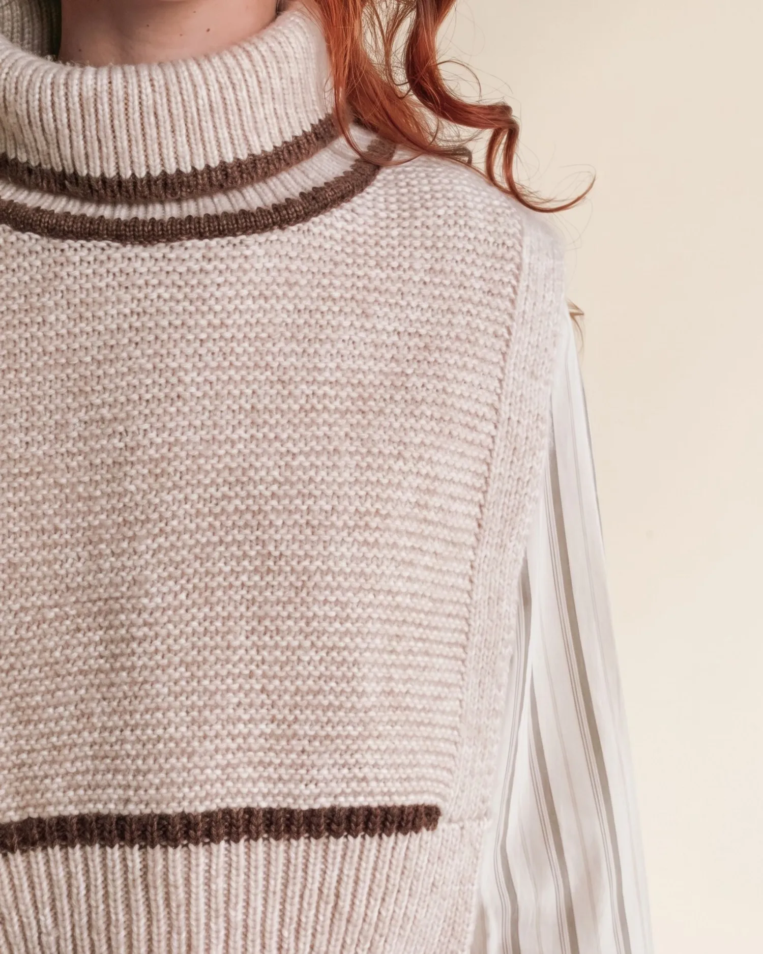 Emile et Ida rullekrave beige merinould 29x41 cm