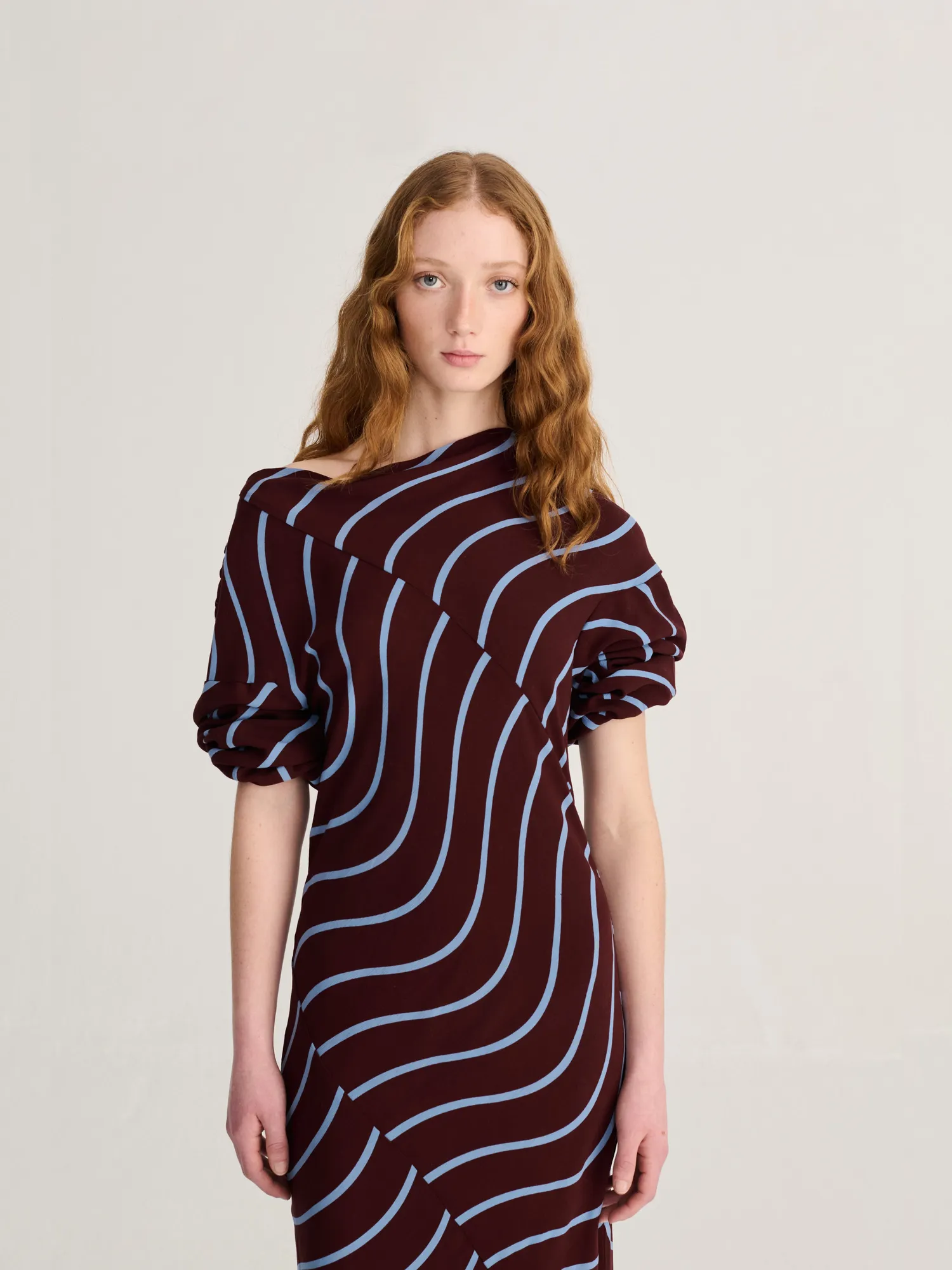 Bobo Choses Psicodelic Stripes fluid kjole bordeaux Ecovero