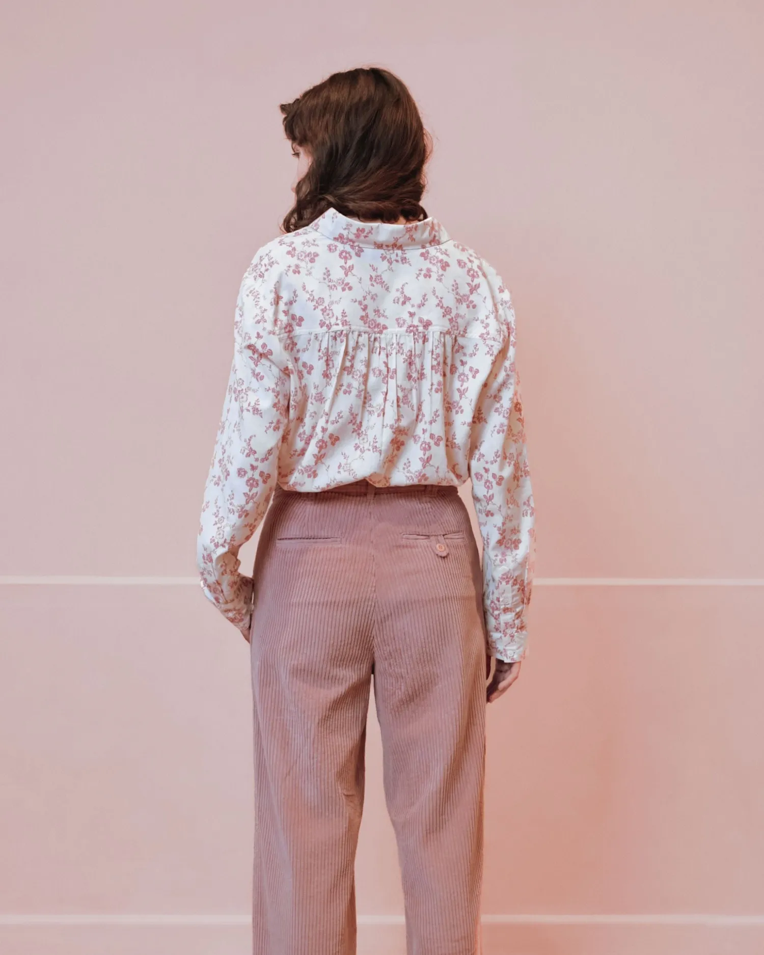 Emile et Ida skjorte ecru blomstret oversize økologisk