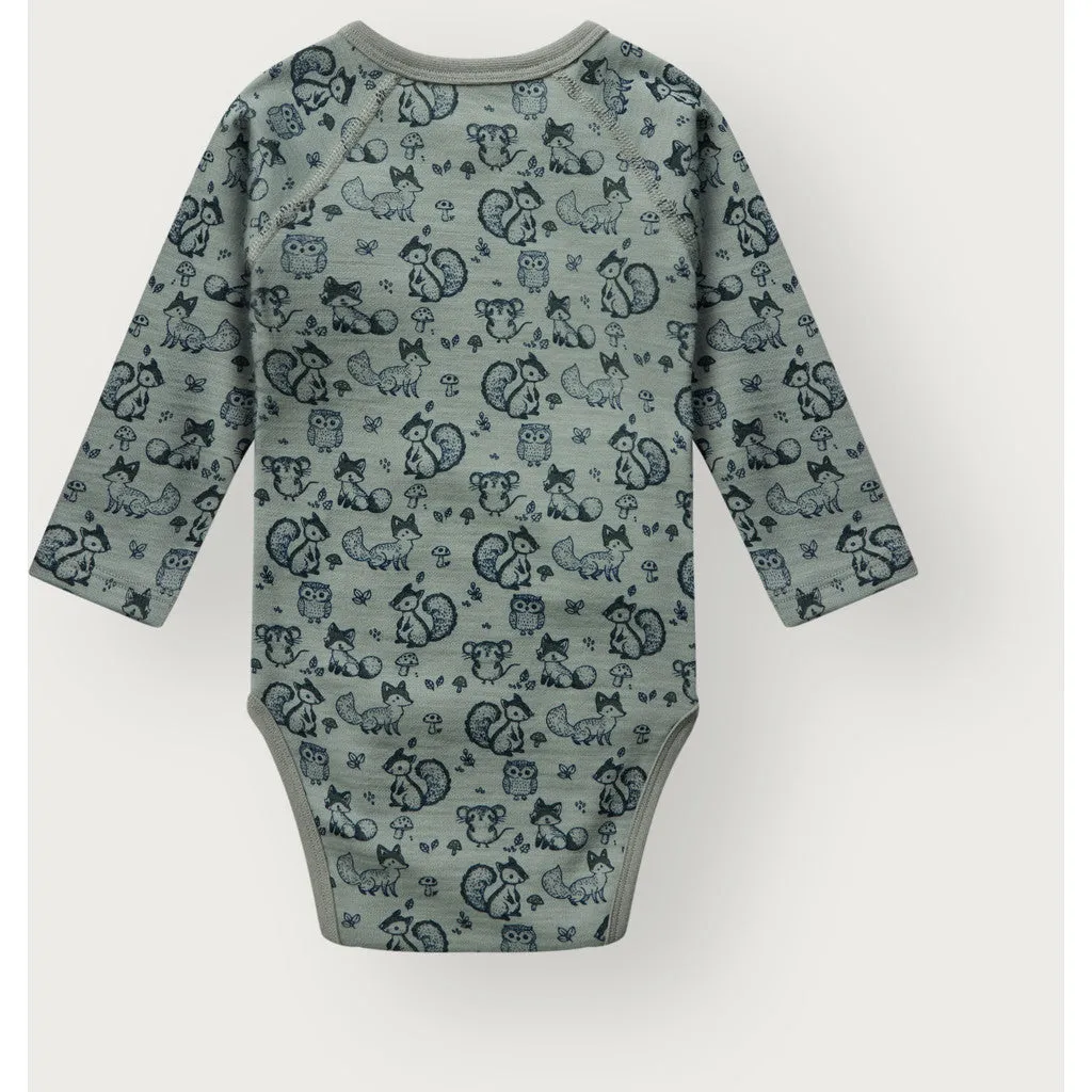 Hust & Claire Bo Wrap Woodland body Slate Green merino