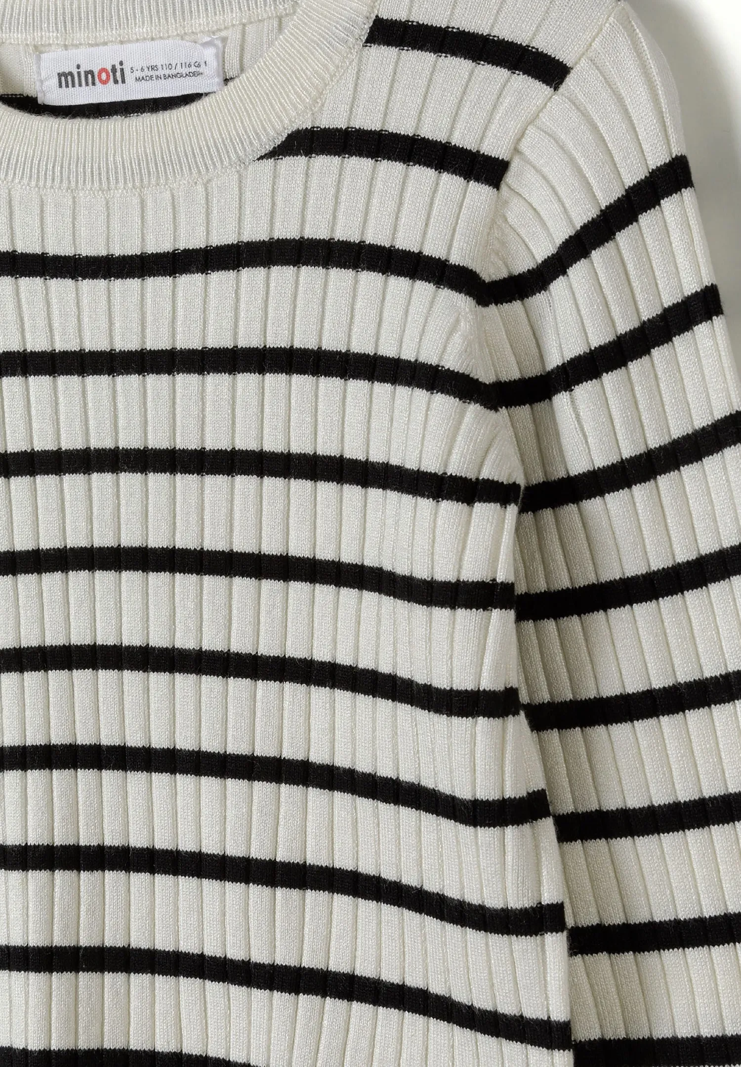 Minoti 43889 pullover creme stribet rib
