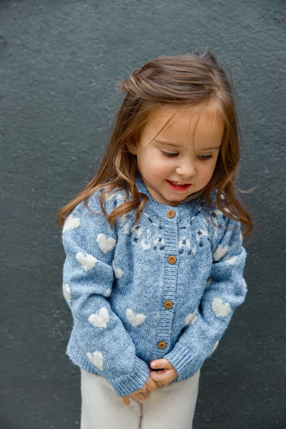 Bonton Pastel Blue vest til baby lyseblå uld hjerter