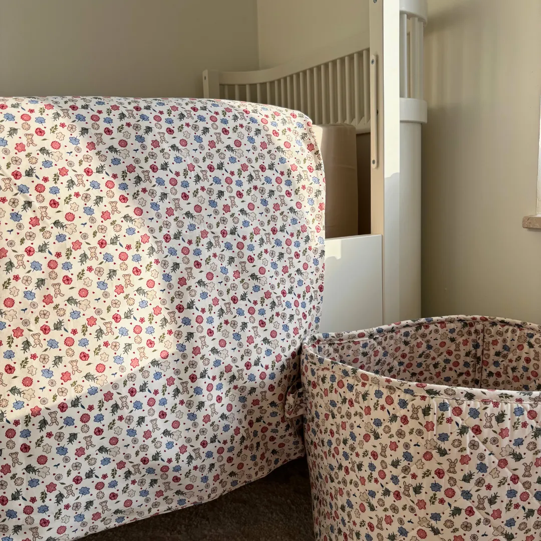 nuuroo Bera babysengetøj 70x100 Miniflower økologisk