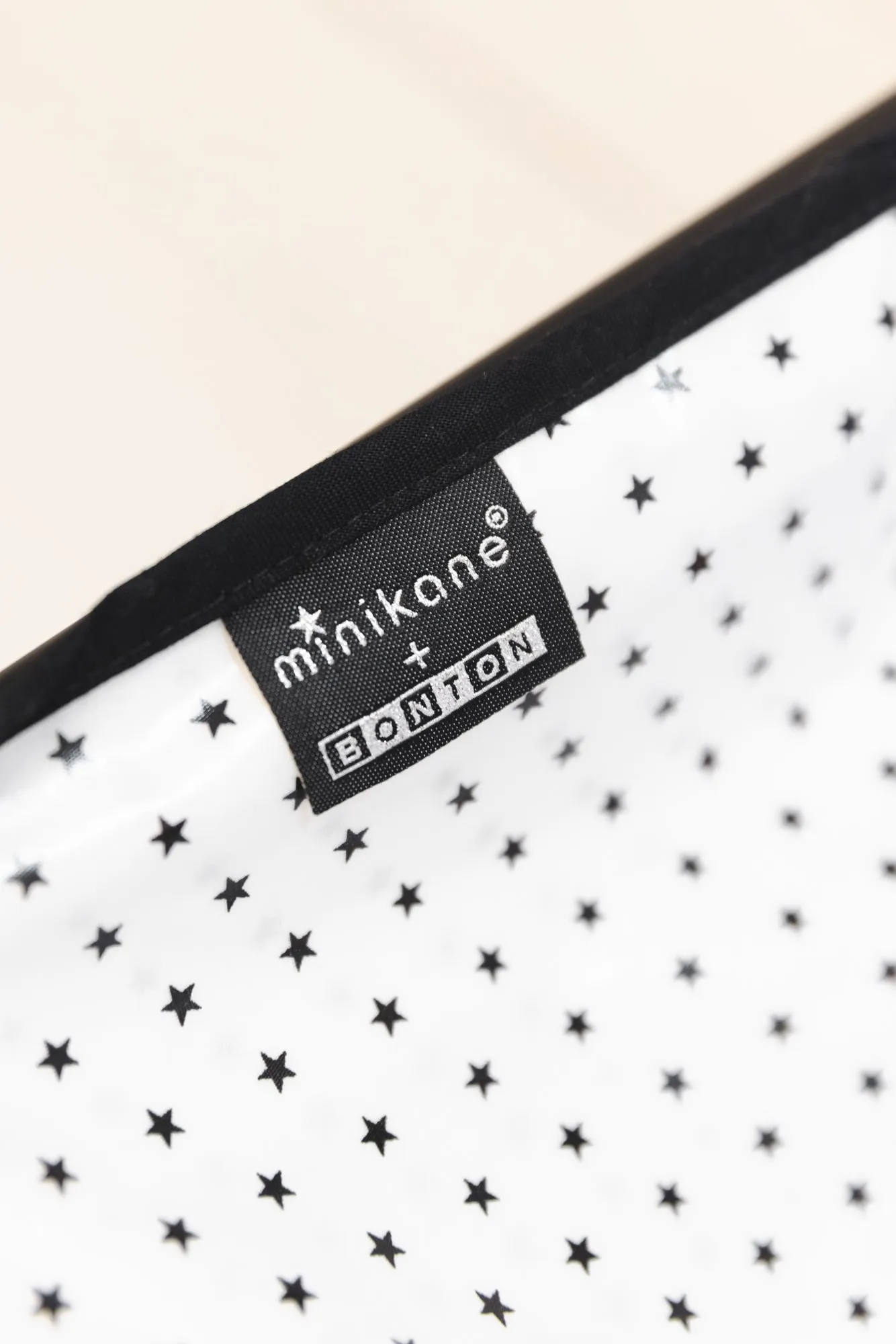 Bonton Etoile Minikane dukkevogn sort stjerne