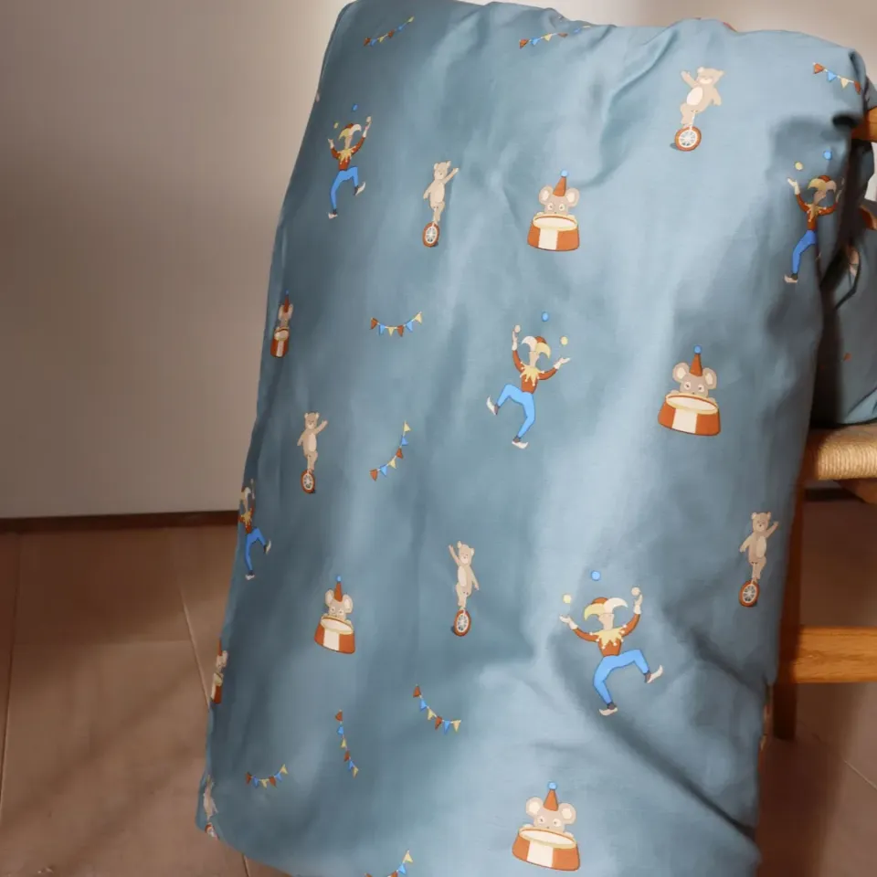nuuroo Bera baby sengetøj Funfair 70x100 økologisk