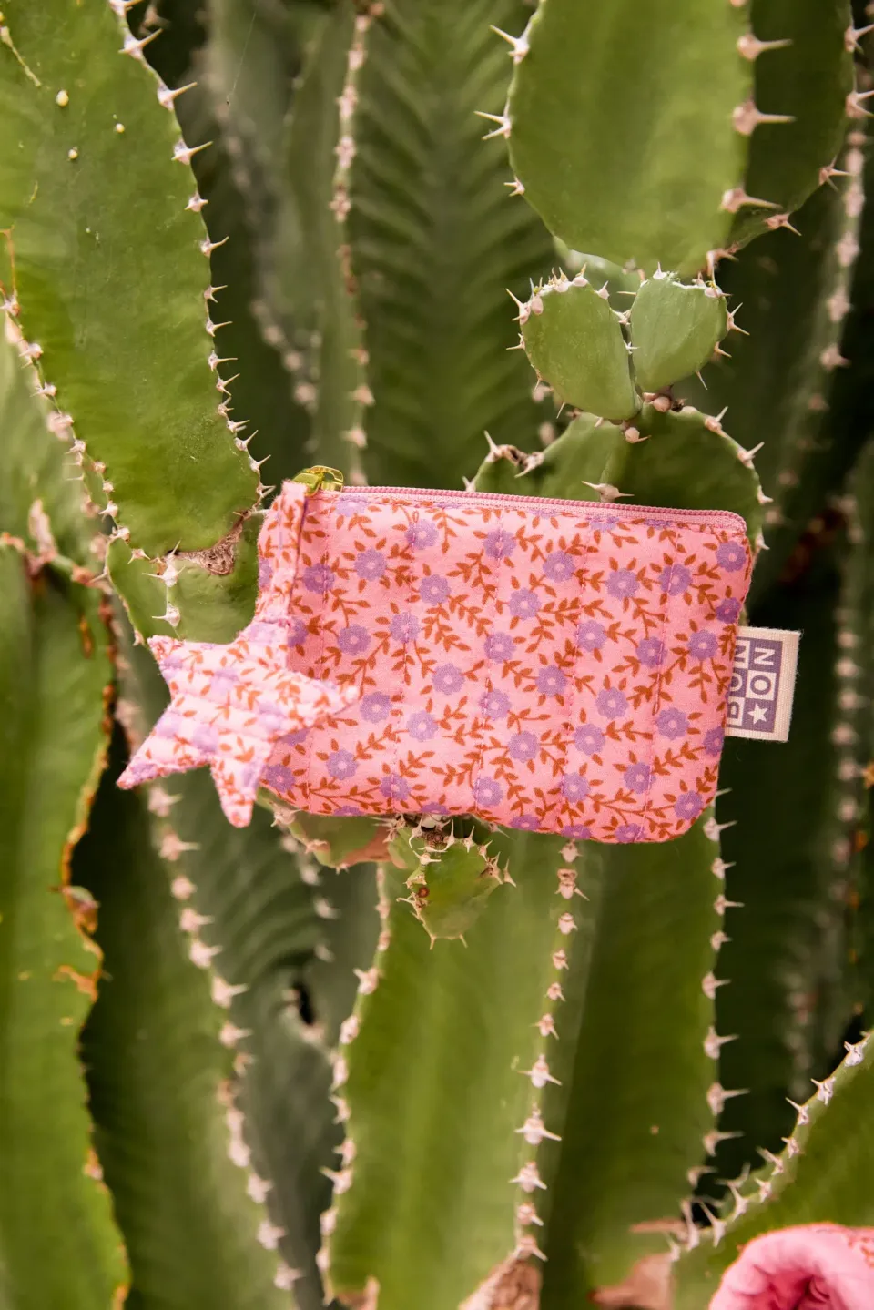Bonton Ivy Foulfleur minipung violet blomstret