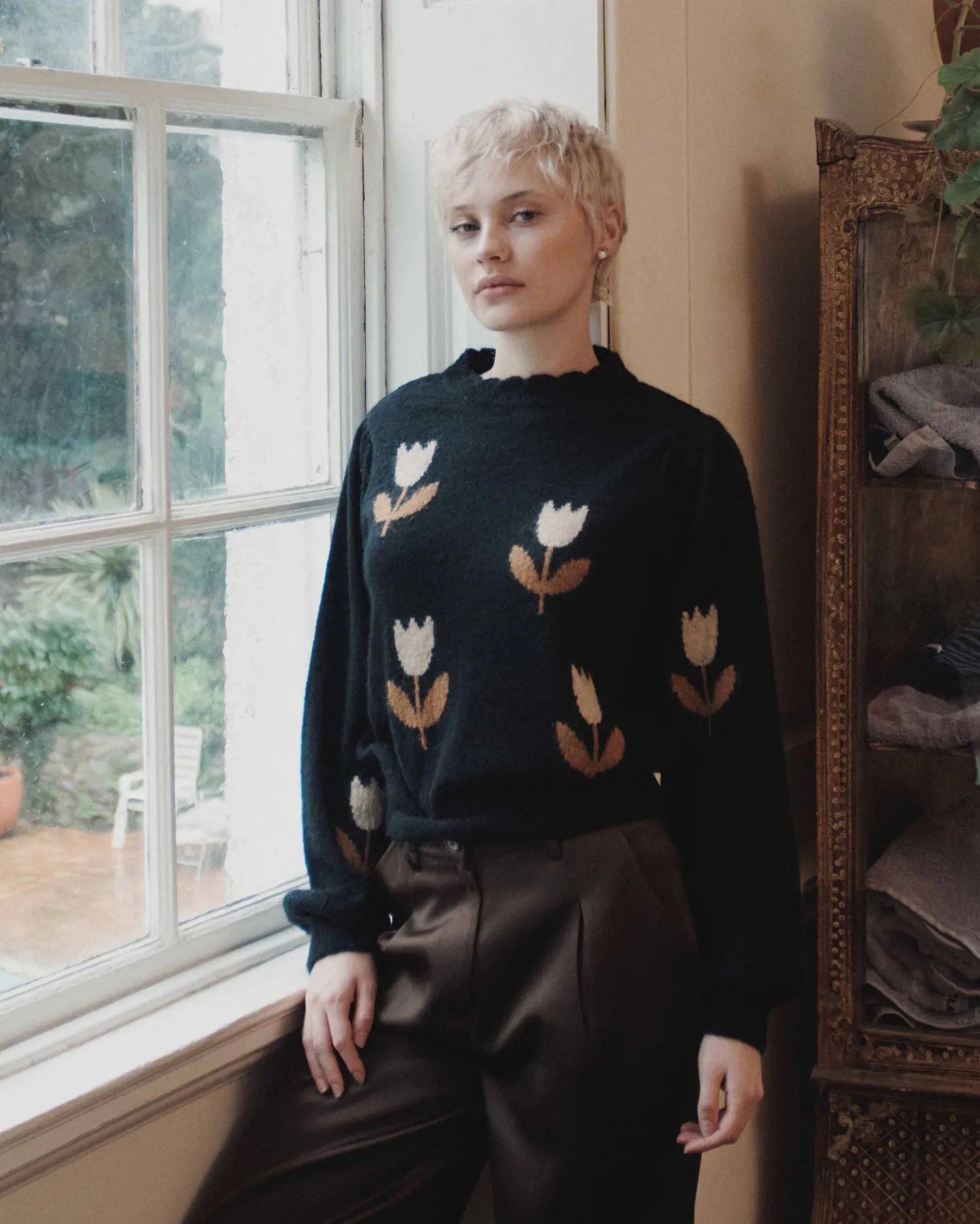 Emile et Ida Eva pullover sort tulipan mohair