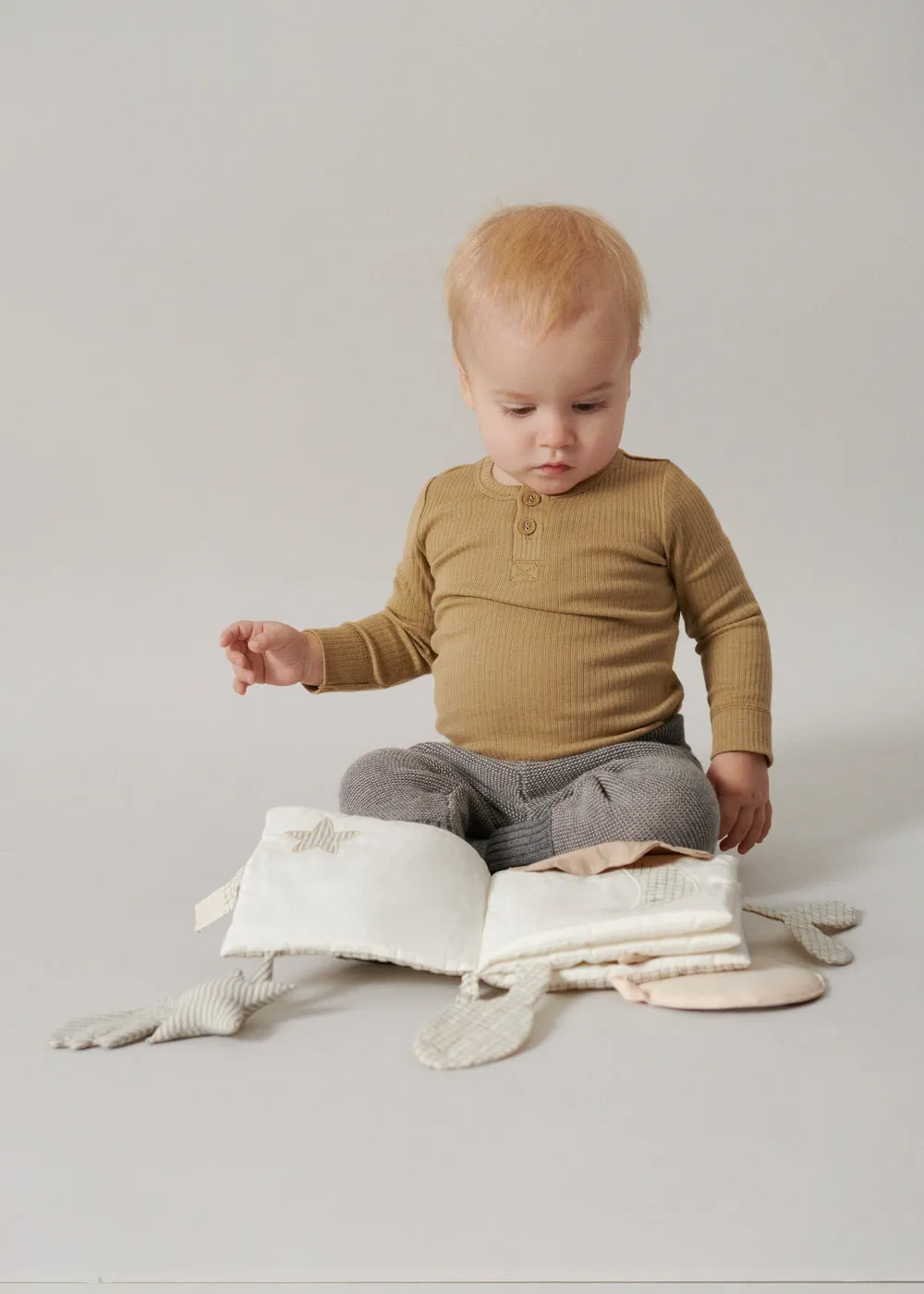 MarMar Fabric Book aktivitetsbog Deep Lake Check