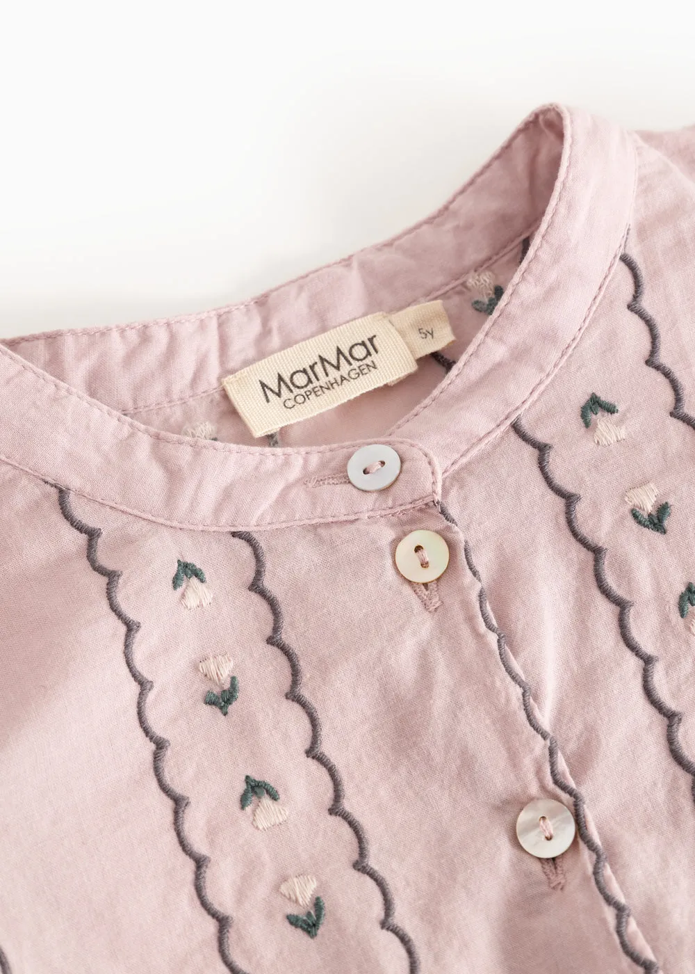 MarMar Dela kjole Dusty Purple Bloom broderi