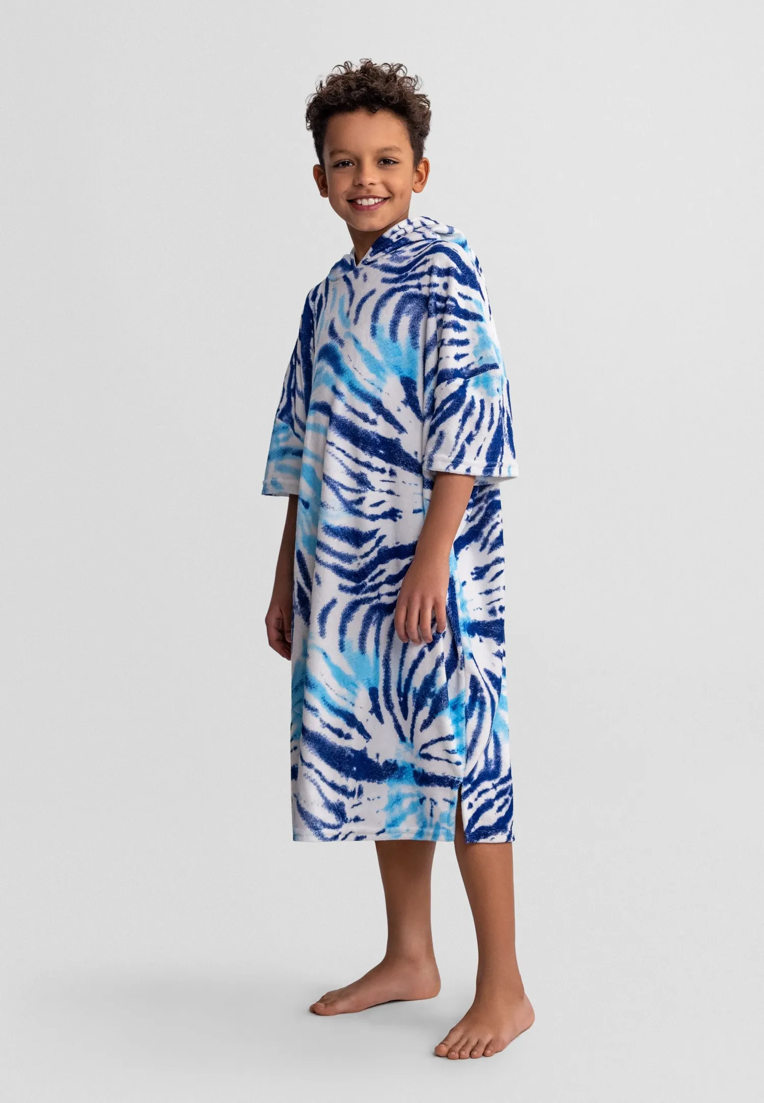Minoti 44524 strandponcho blå batik bomuldsfrotte
