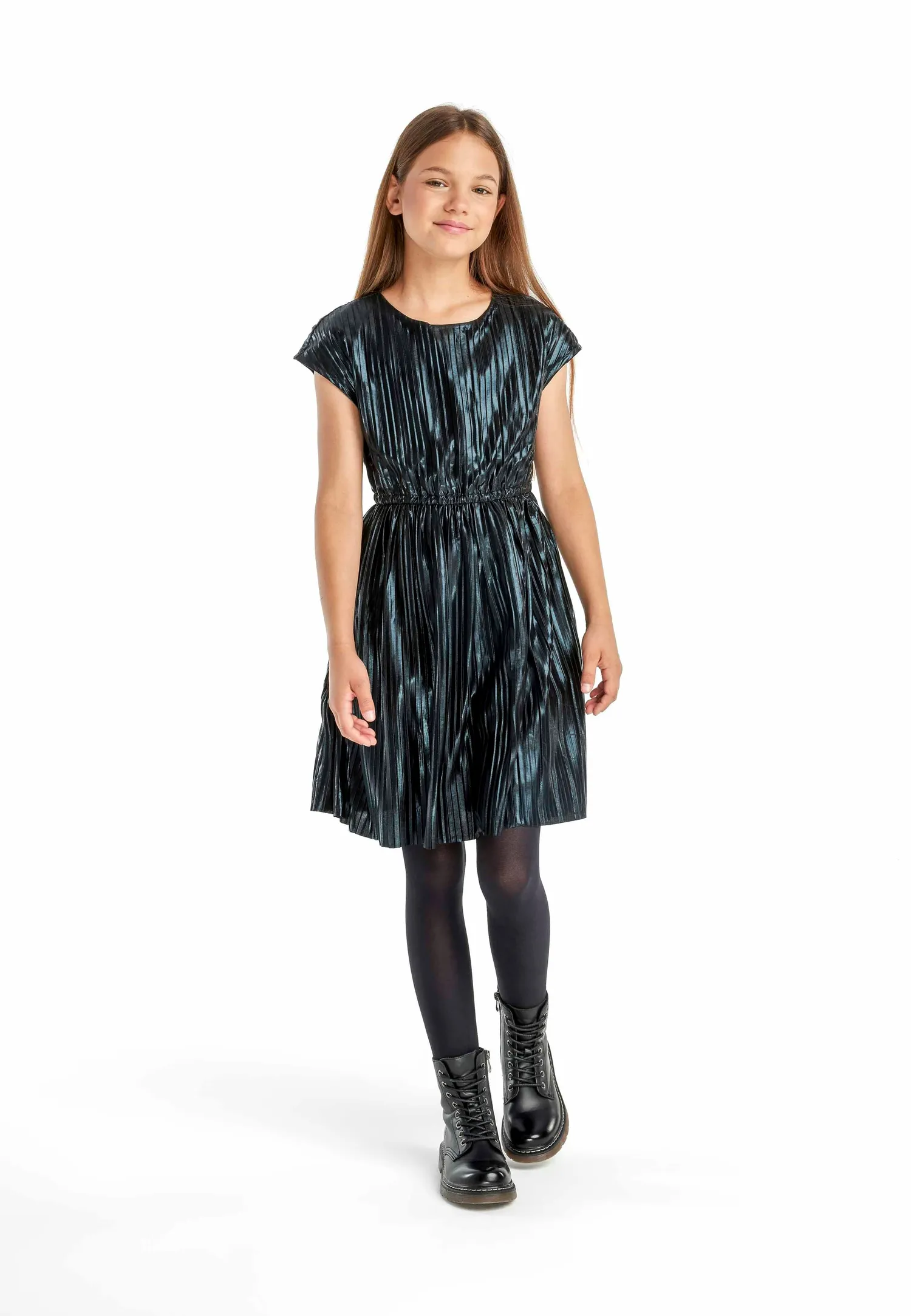 Minoti 39787 kjole sort metallic plisseret