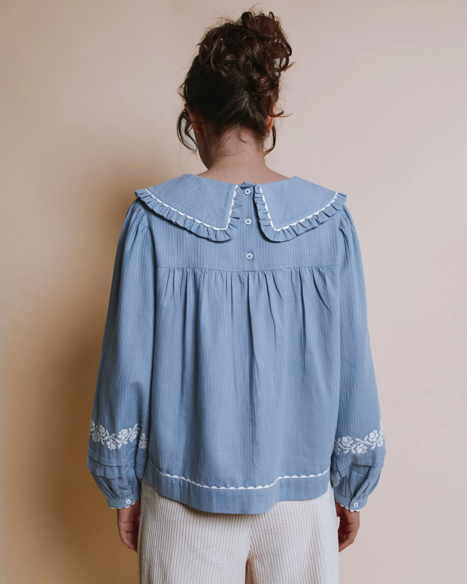 Emile et Ida Elena blouse blå broderet bomuld