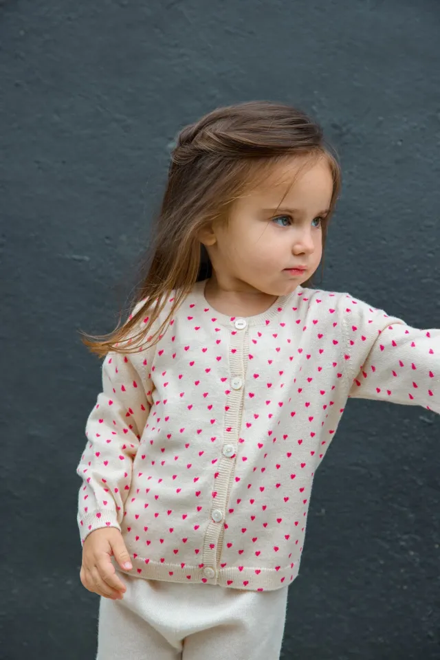 Bonton Lilet Love cardigan til baby ecru med rosa hjerter