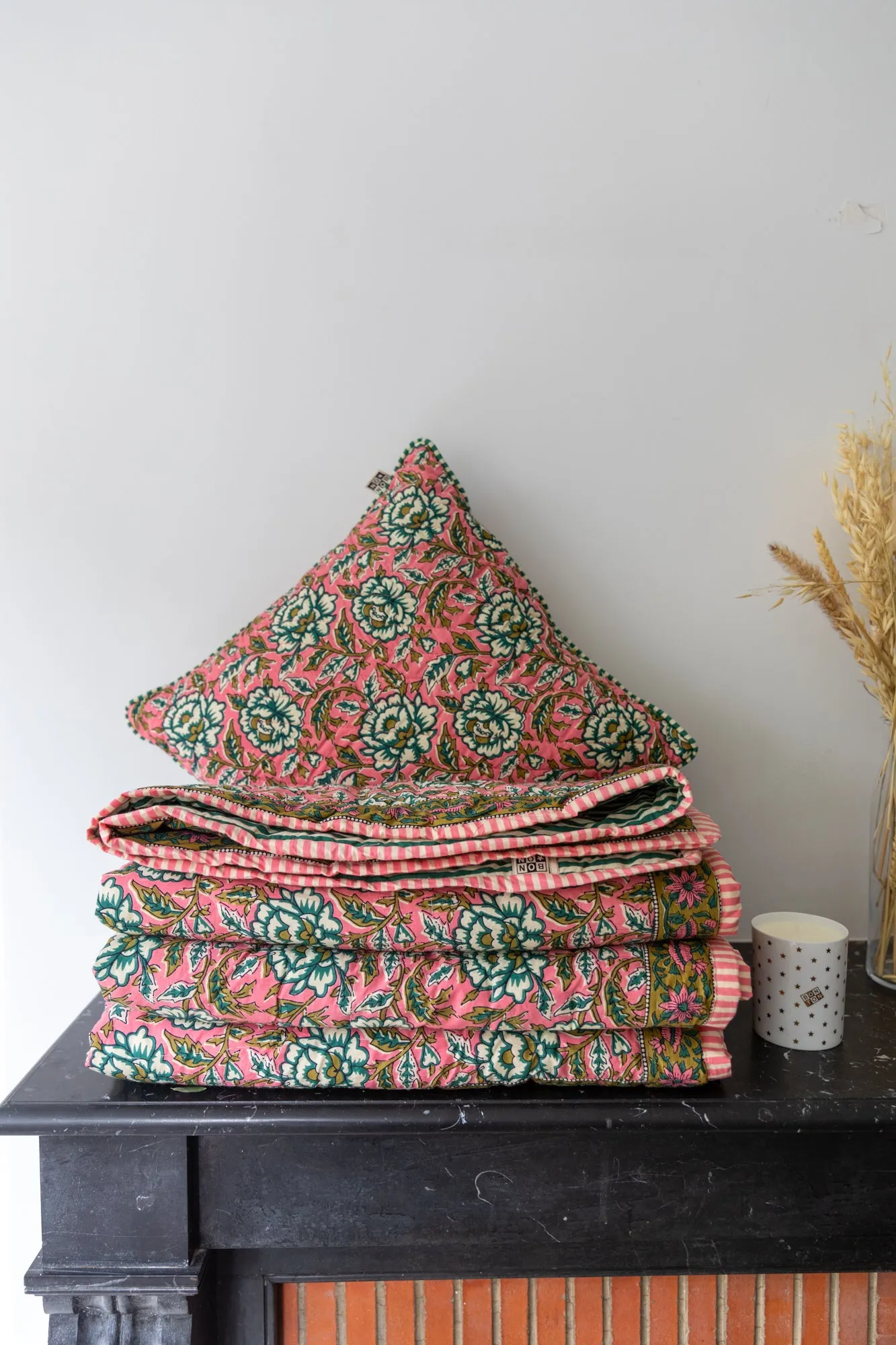 Bonton plaid quiltet tæppe rosa blomstret 186x140 cm