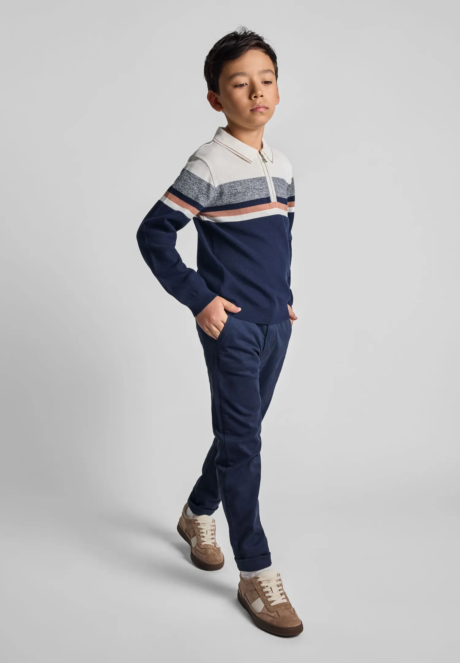 Minoti stribet pullover til drenge creme bomuld