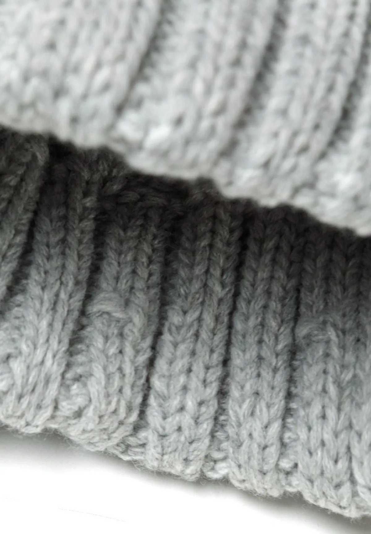 Minoti 41614 strikhue graa piger pompom