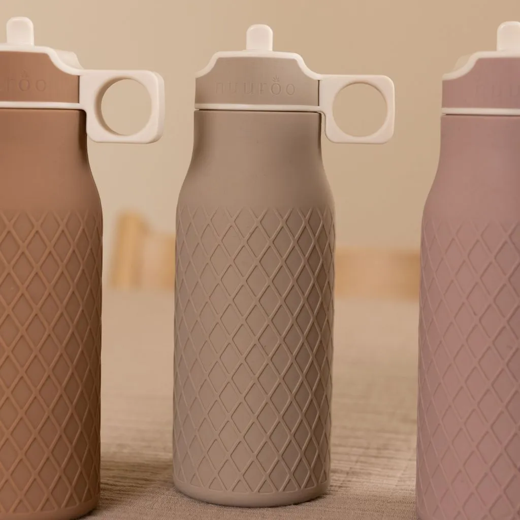 nuuroo Isa drikkedunk 400 ml Cobblestone silikone