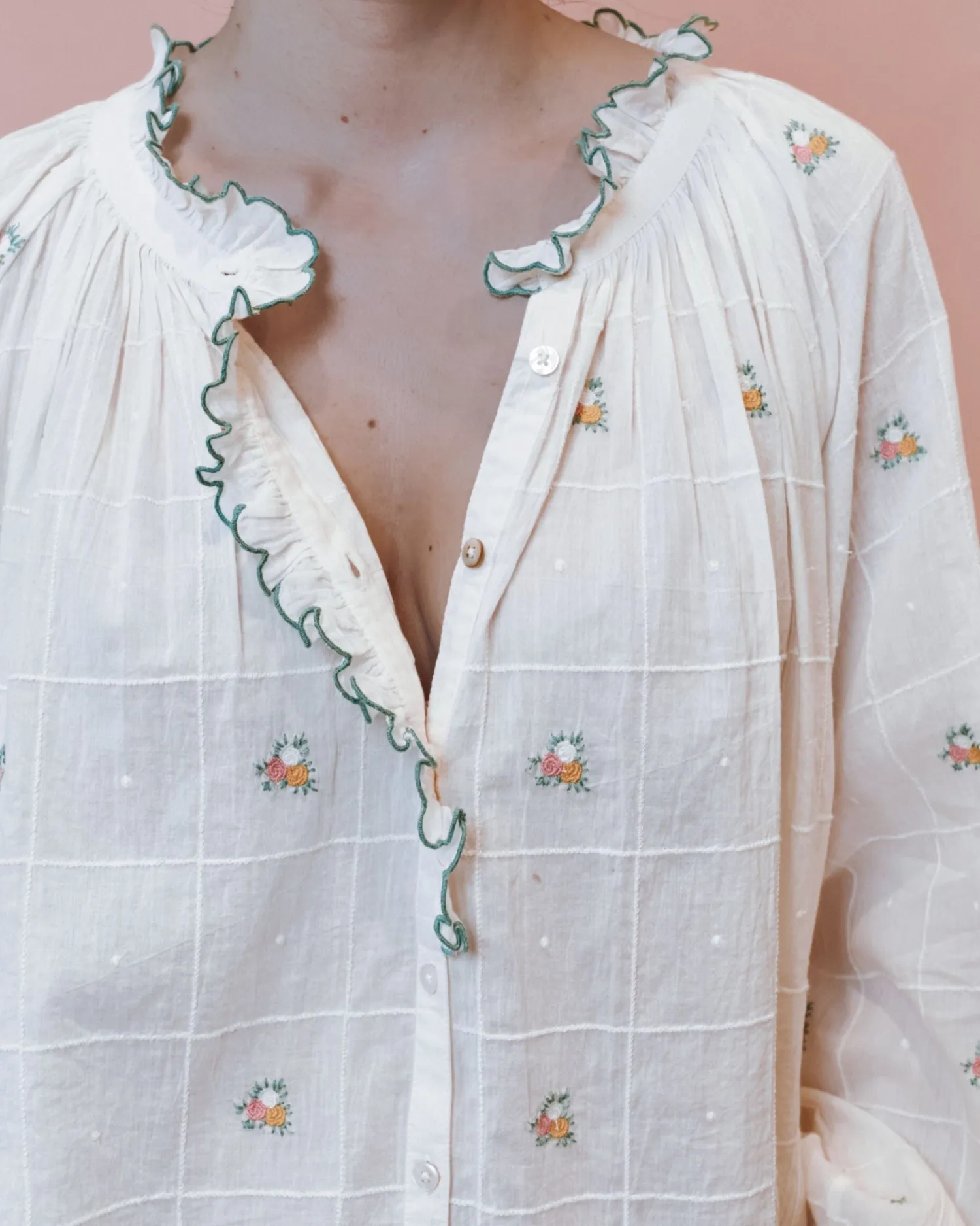 Emile et Ida Elyana bluse ecru broderet bomuld