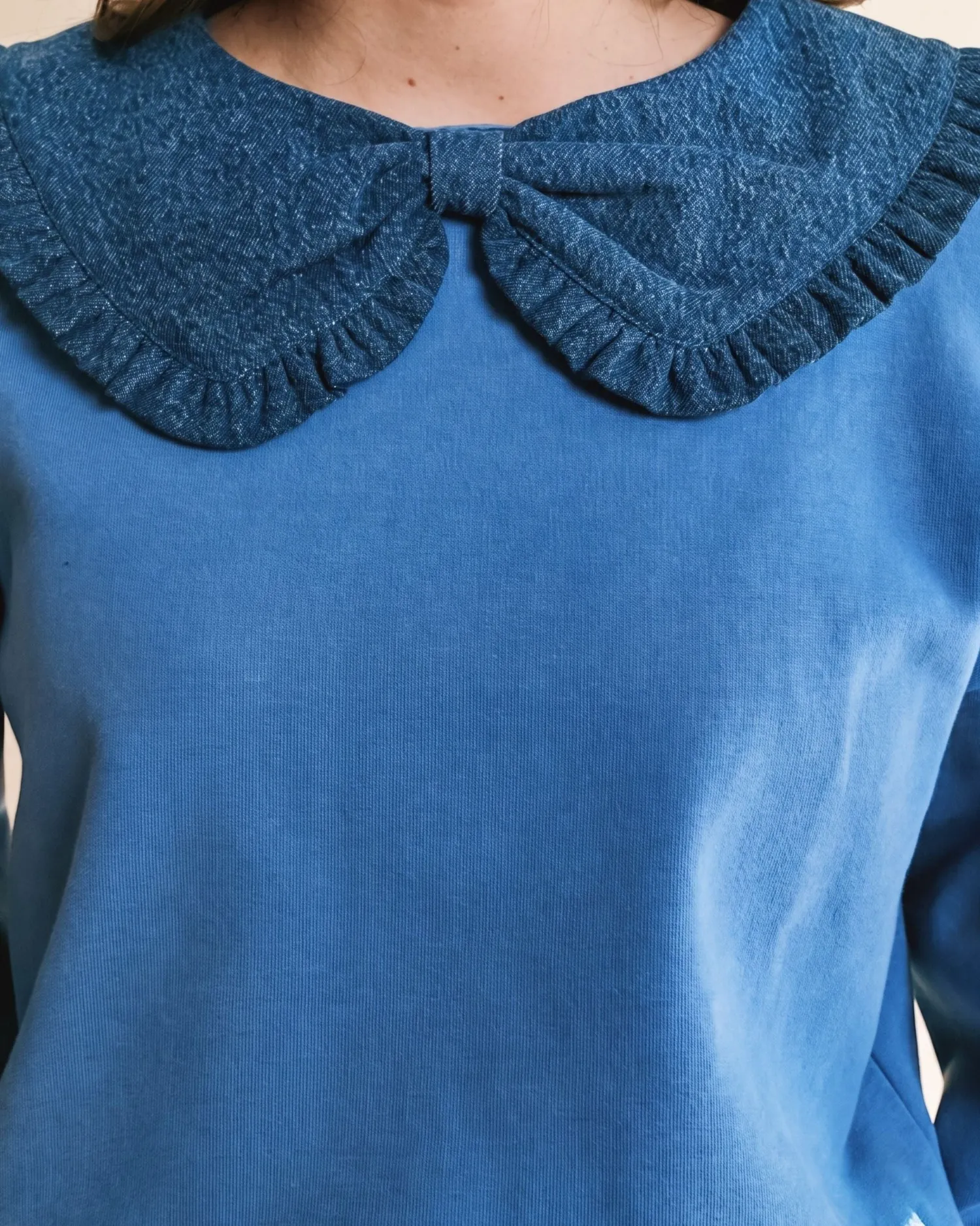 Emile et Ida Grand col sweatshirt blå flæsekrave