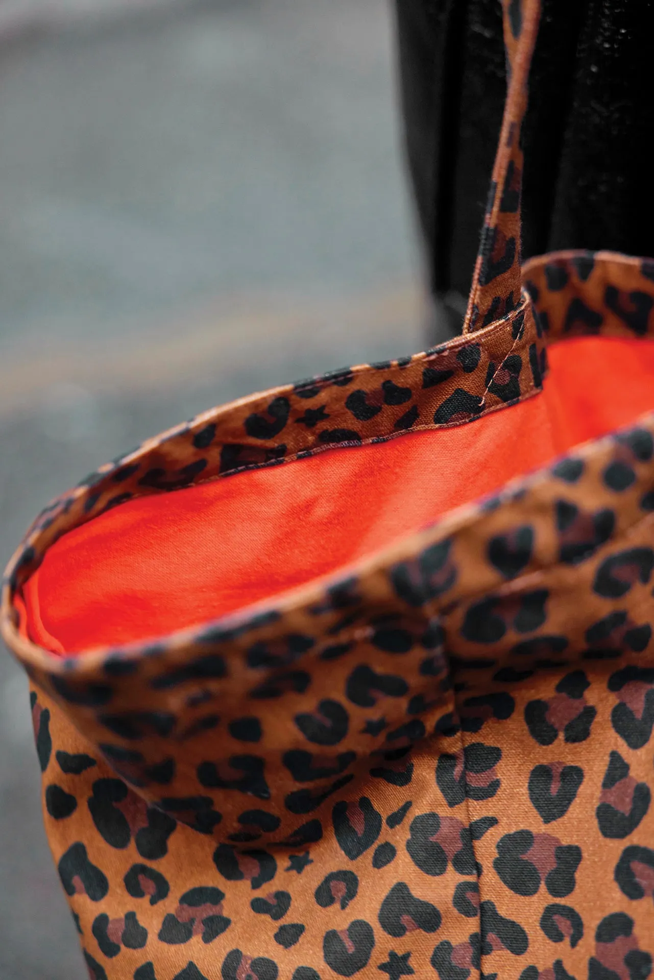 Bonton Leopard mulepose stor leopard bomuld