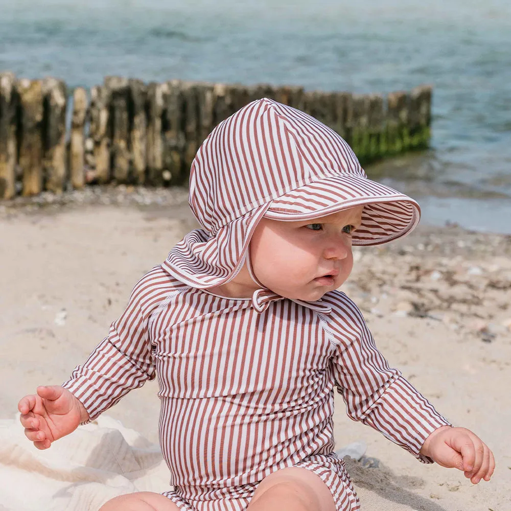 MINI A TURE Matgustas solhat Acorn Brown Stripes UV50+