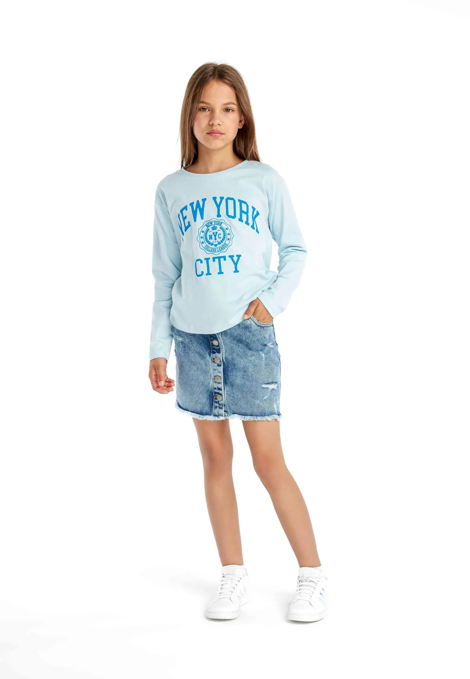 Minoti langærmet t-shirt lyseblå NYC bomuld
