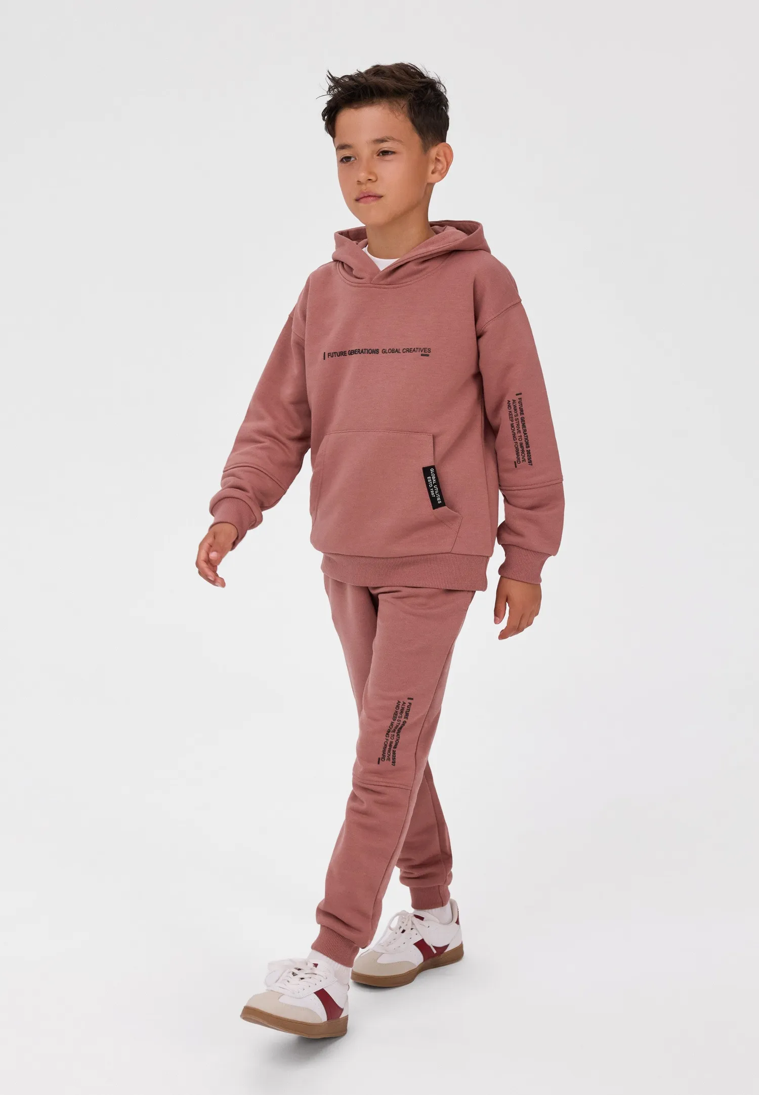 Minoti 44781 joggingtøj hoodie cognac bomuld