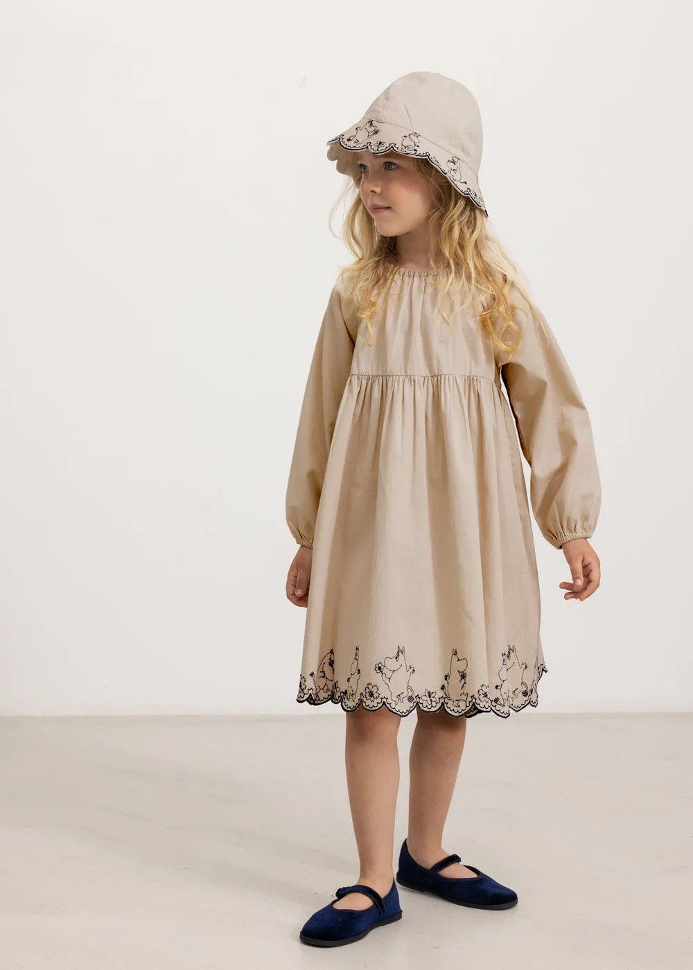 MarMar Adrianna sommerhat Dancing Moomins beige