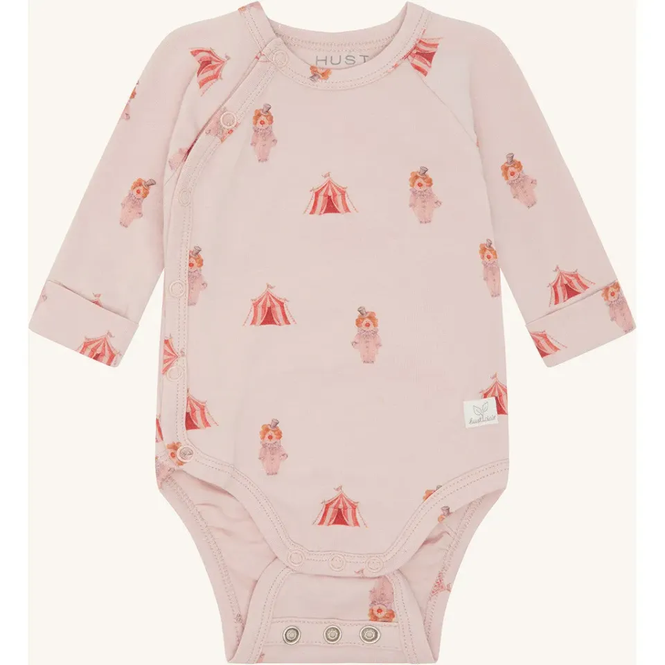 Hust & Claire Bing Circus body Peach Dust øko